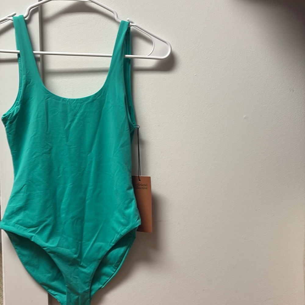 NWOT GIRLFRIEND COLLECTIVE Whidbey One Piece Swimsuit in Aqua XS
